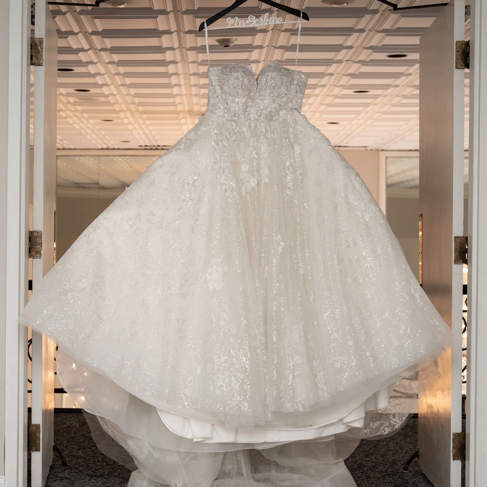 Azaria Bridal Wedding Dress - Size 12